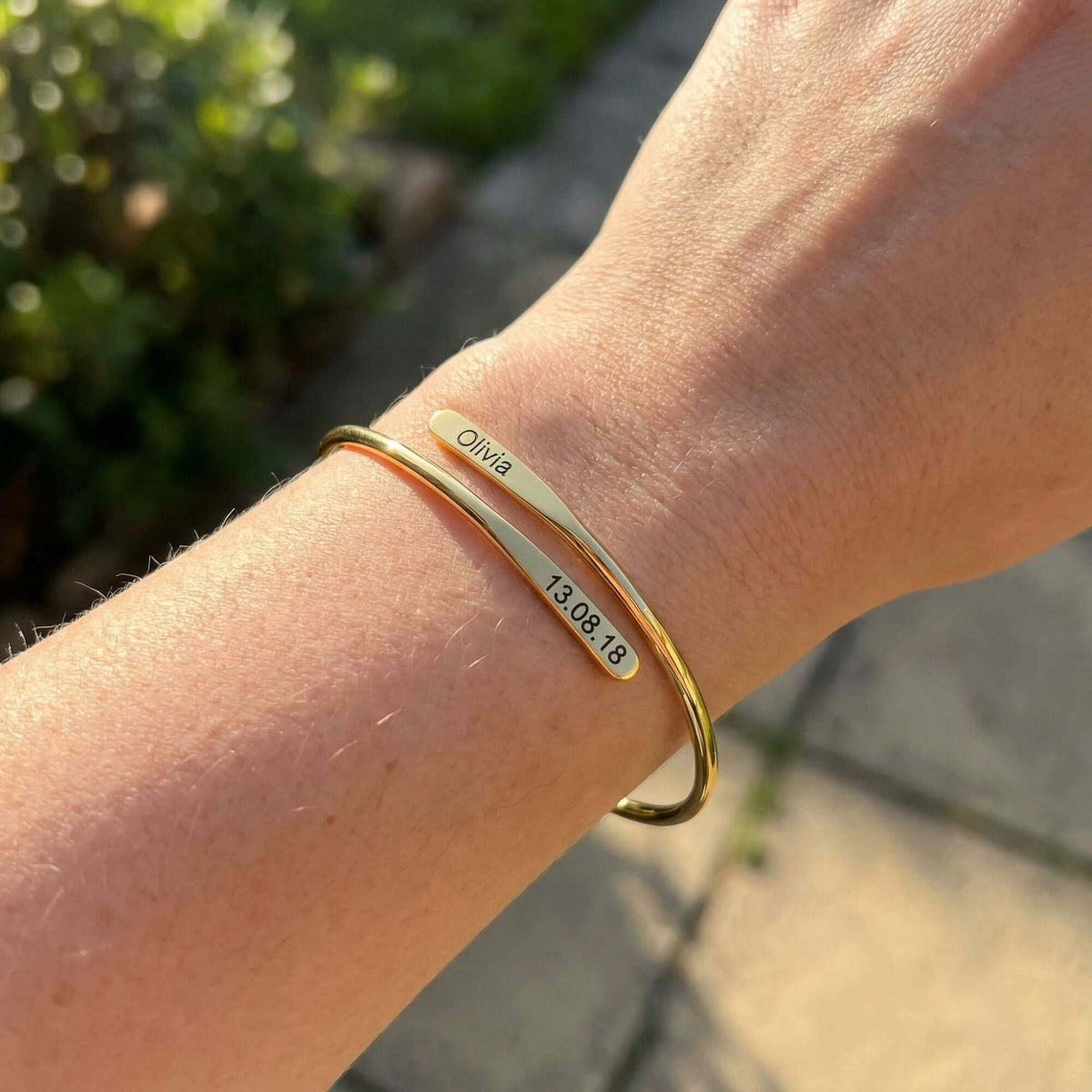 Personalized Engraved Bracelet – Names, Dates and Special Words, for Couples