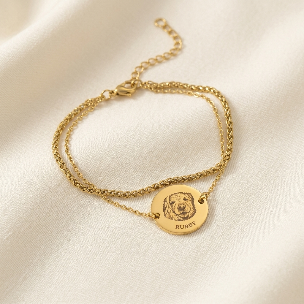 Personalized bracelet with a pet's image