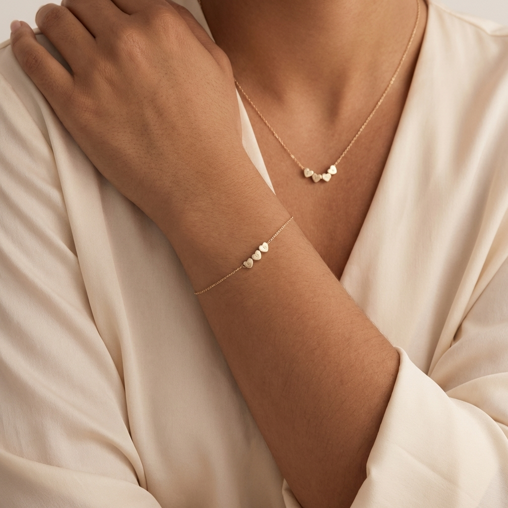 Personalized Bracelet with Initials in the Shape of Hearts