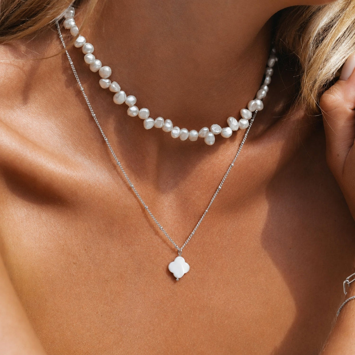 Necklace with Mother-of-Pearl Pendant