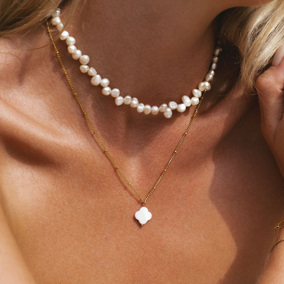 Necklace with Mother-of-Pearl Pendant